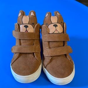 Old Navy puppy sneakers